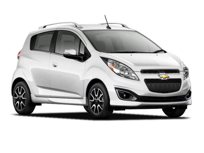 Chevrolet Spark Белый